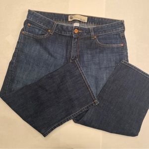 Gap Curvy Low Rise Stretch Capris size 12